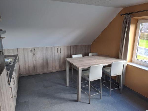 L'Etable D'Evelyne Hotel Bastogne Ngoại thất bức ảnh